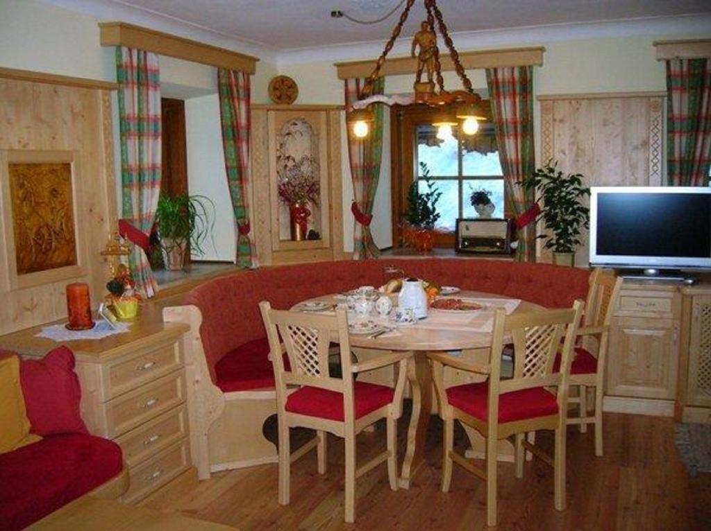Farm stay Historischer Bauernhof Schabus *