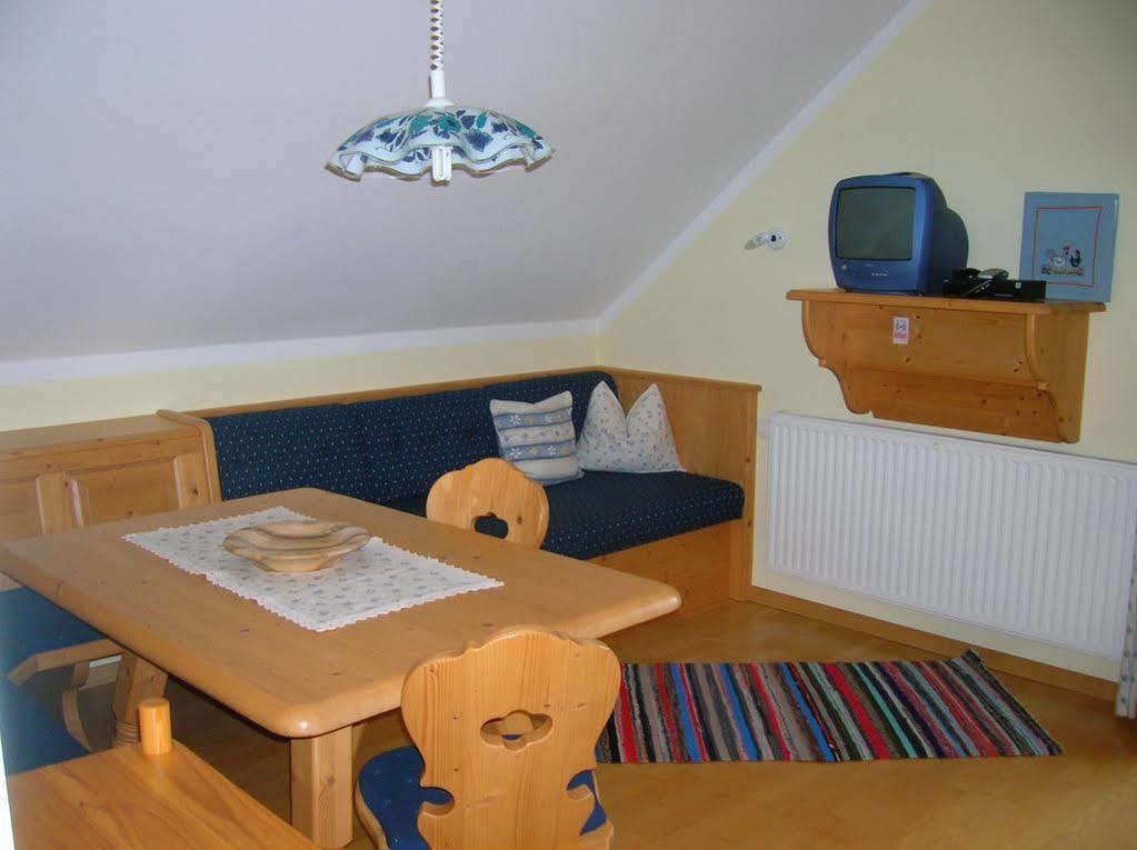 Historischer Bauernhof Schabus Farm stay *