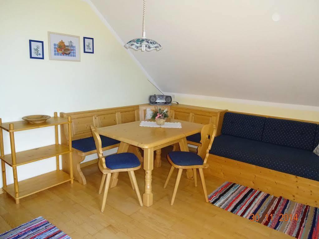 Farm stay Historischer Bauernhof Schabus *